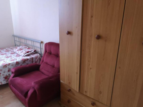 DOUBLE BED ROOM @Clapham